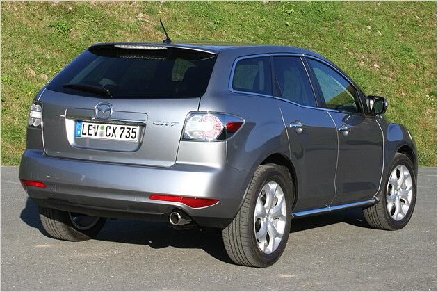Eine der sieben neuen Lackfarben ist Aluminium-Metallic