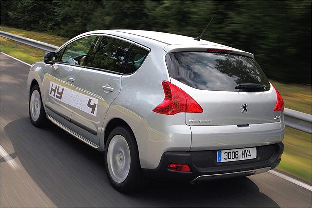 Hybrid4: Die Ziffer vier weist auf den Allradantrieb hin