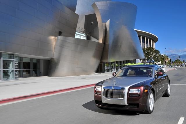 Rolls-Royce Ghost: Kuschelkurs bei Rolls-Royce (kurz)
