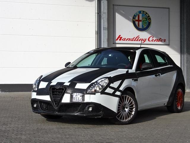 Alfa Giulietta: Mit Julchen auf Erprobungsfahrt, Fotot: B. Bessinger/SP-X