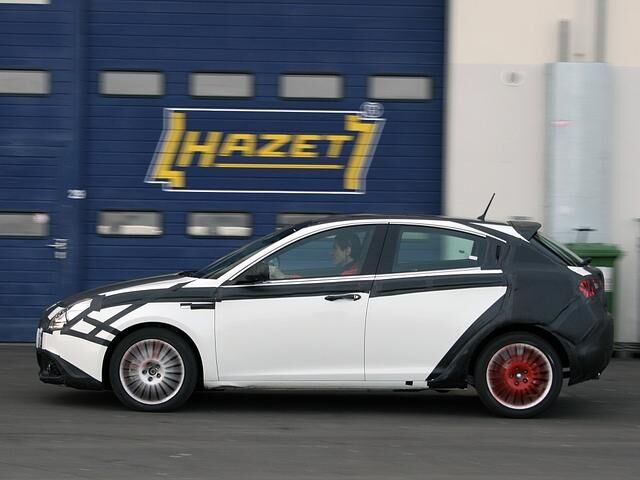 Alfa Giulietta: Mit Julchen auf Erprobungsfahrt, Fotot: B. Bessinger/SP-X