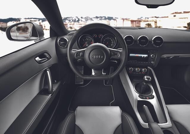 Audi TT: Auf ganzer Linie nachgelegt (Kurzfassung), Foto: Audi