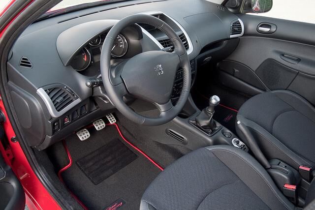 Sondermodell Peugeot 206+ Street Racing: Sport im Alter, Foto: Peugeot