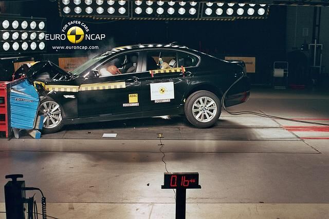 BMW 5er: Bestwerte beim Fußgängerschutz