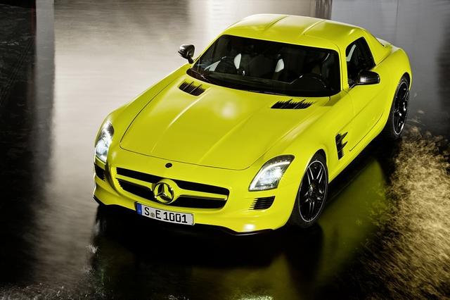 Mercedes-Benz SLS AMG E-Cell: Elektrischer Überflieger. Foto: Daimler
