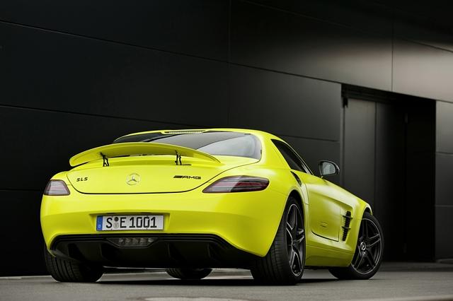 Mercedes-Benz SLS AMG E-Cell: Elektrischer Überflieger. Foto: Daimler