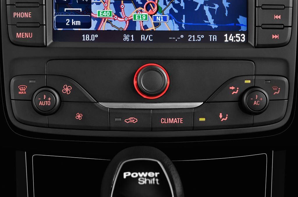 Ford Galaxy (Baujahr 2013) Titanium 5 Türen Temperatur und Klimaanlage