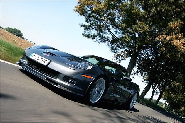 In 3,6 Sekunden schnellt die ZR1 auf Tempo 100