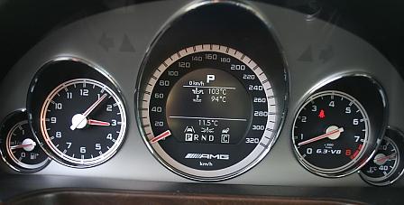 Mercedes E 63 AMG