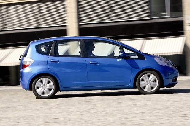 Zurück in die Werkstatt: der Honda Jazz hat Probleme mit den elektrischen Fensterhebern