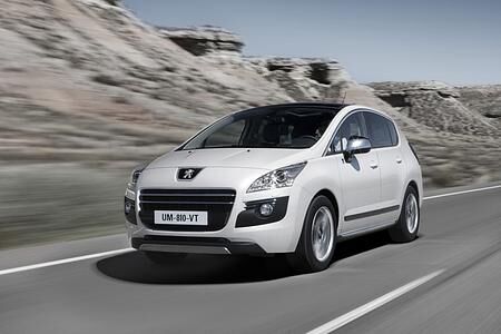 Peugeot 3008 Hybrid4 - Nagelprobe (Vorabbericht)