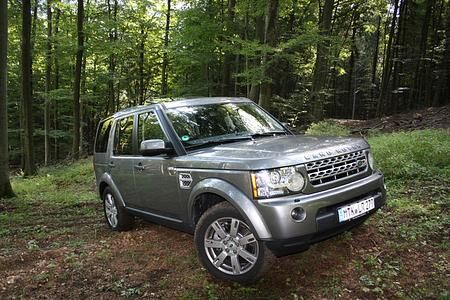 Land Rover Modelle 2012 - Stilvoller und sparsamer durch Stadt und Schlamm (Kurzfassung)