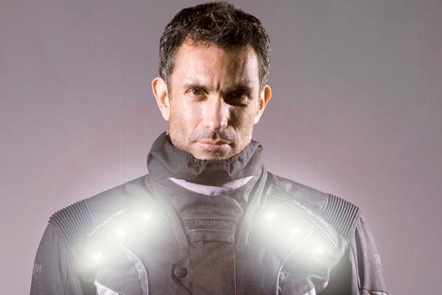 LED-Motorradjacke - Hingucker im dunklen Herbst