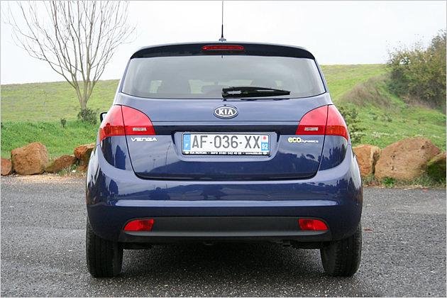 Auch die Heckpartie bietet Lichtkanten