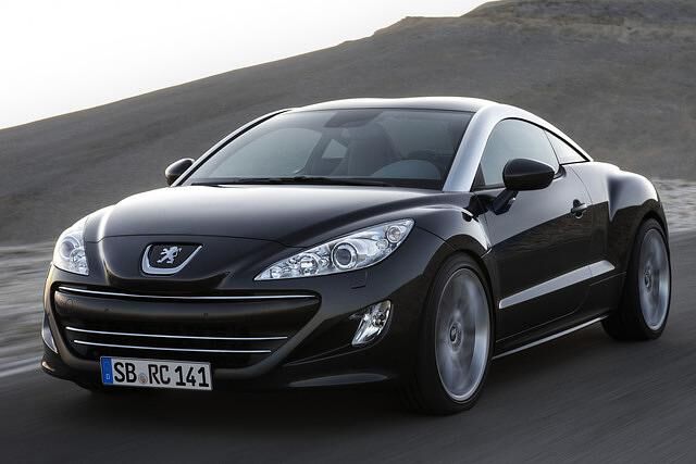 Auch den Peugeot RCZ gibt es mit Selbstzünder