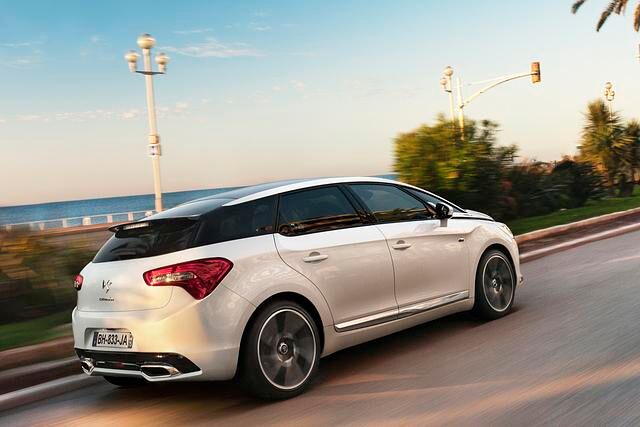 Mit schickem Design und vielfältigem Zubehör bietet der DS5 genügend Gründe, das konventionelle Angebot links liegen zu lassen.
