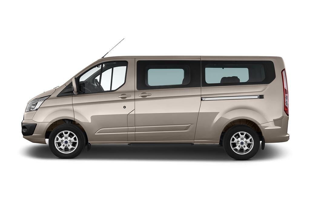 Ford Tourneo Custom (Baujahr 2015) Titanium 5 Türen Seitenansicht