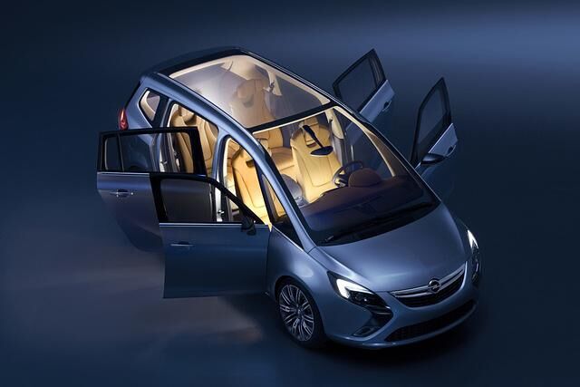 Der Opel Zafira Tourer Concept kommt deutlich moderner daher als sein Vorgänger