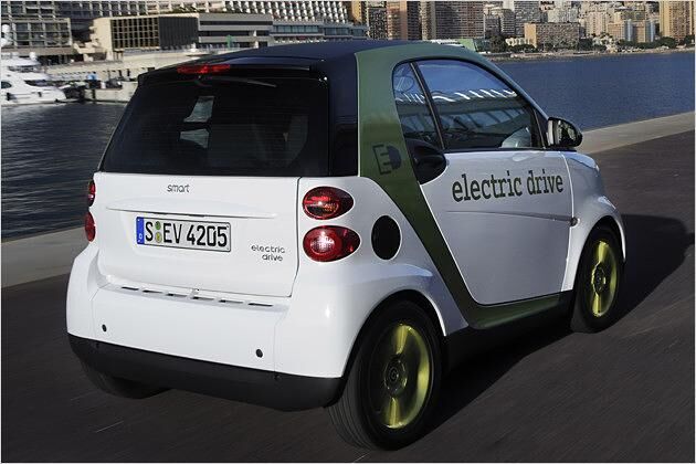 Flott ohne Endrohr: Bis zu 100 km/h ist der elektrische Smart schnell