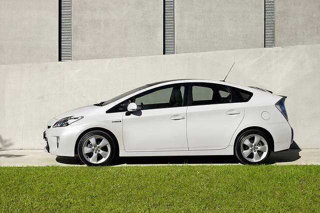 Der renovierte Prius ist ab 21. April zu Preisen ab 26.500 Euro im Handel