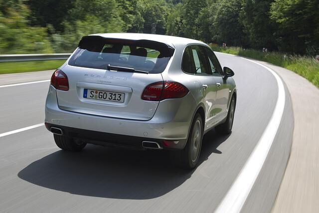 Der Selbstzünder kommt nun auf 180 kW/245 PS und verbraucht noch 7,2 Liter