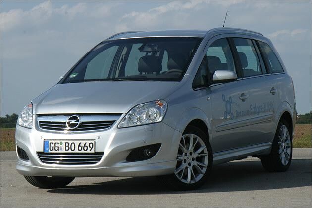 Opel Zafira 1.6 CNG Turbo: Von außen ein ganz normaler Zafira