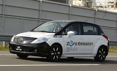 Nissan Leaf - Feigenblatt im Tarnanzug
