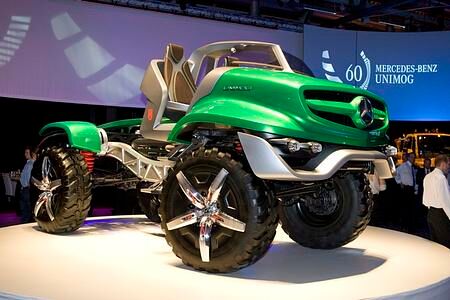 Unimog-Studie - Pfeilgiftfrosch als Schwerarbeiter