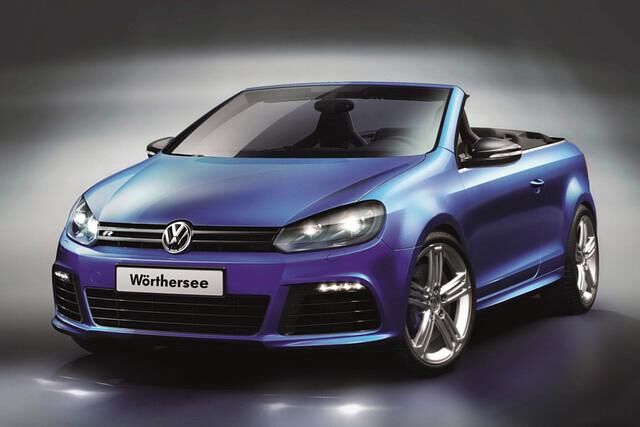 Das R-Cabrio tritt im typischen Blau des Sportlabels auf