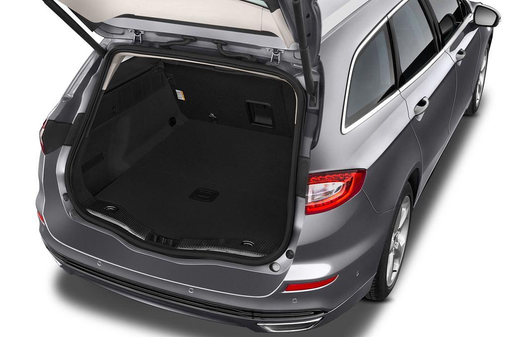 Ford Mondeo (Baujahr 2015) Titanium 5 Türen Kofferraum