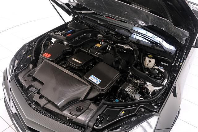 Kraftpaket: 6,3-Liter-V12-Biturbo mit 788 PS