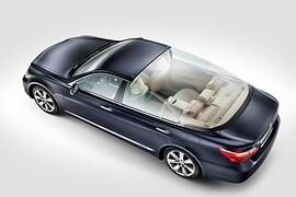 Lexus Landaulet - Fürstenhochzeit unter der Glaskuppel