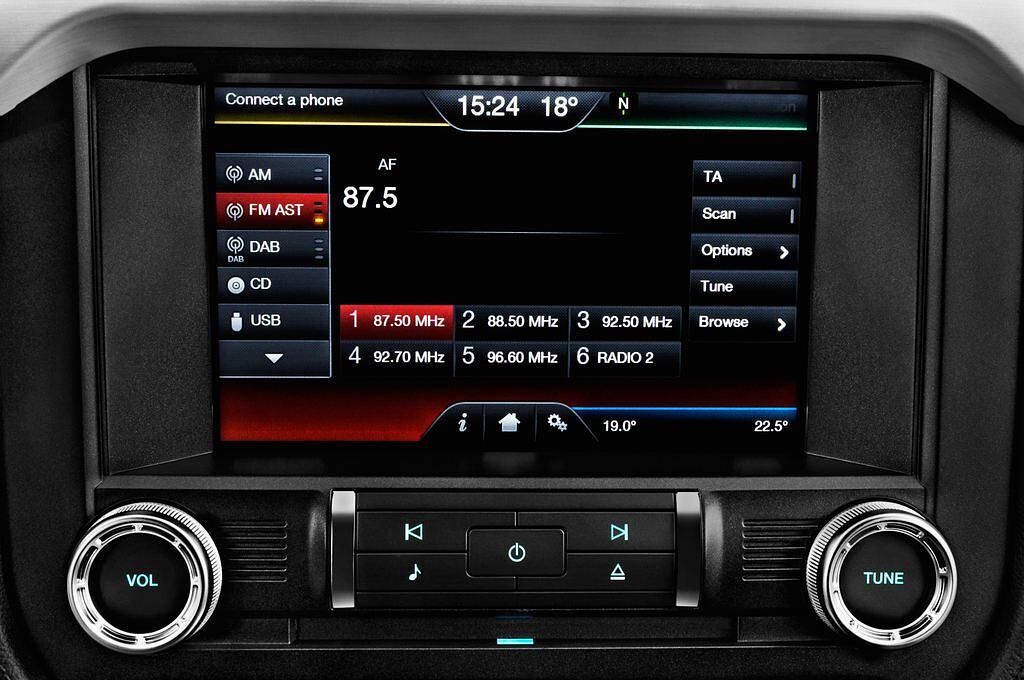 Ford Mustang (Baujahr 2016) - 2 Türen Radio und Infotainmentsystem