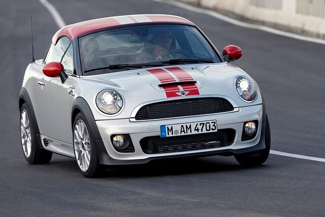 Das Mini Coupé startet im Oktober zu Preisen ab 21.200 Euro