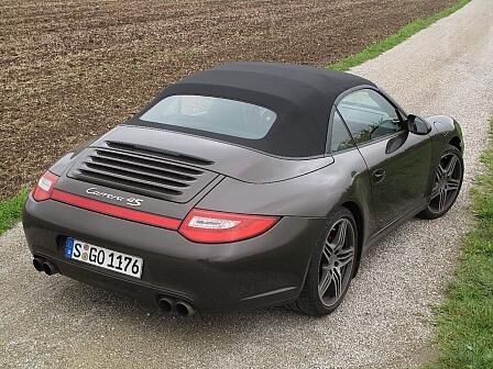 Porsche 911 Carrera 4S Cabrio - Fröhliche Weihnachten
