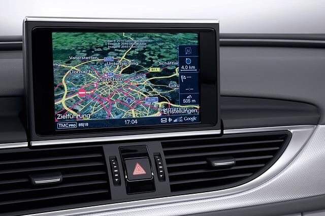 Mit Hilfe der Navigation finden sich auch kleine Sträßchen von durchaus überschaubarer Qualität