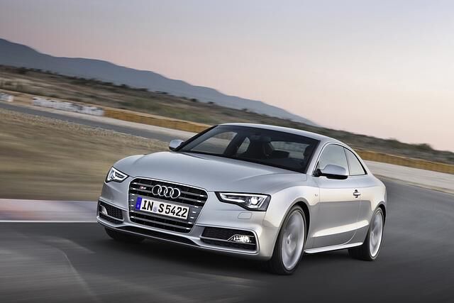 Die vielleicht wichtigste Änderung ist der Entfall des 4,2-Liter-V8-Motors aus dem sportlichen S5 Coupé