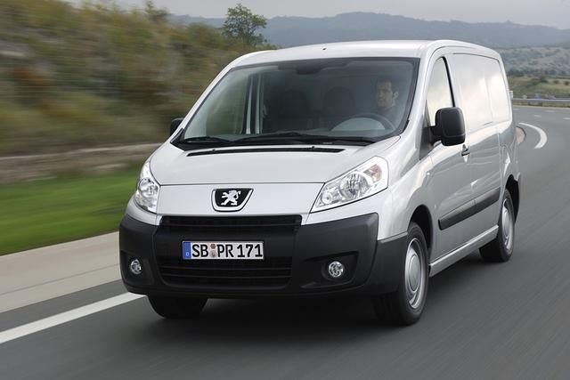Der Peugeot Expert kostet ab 24.371 Euro