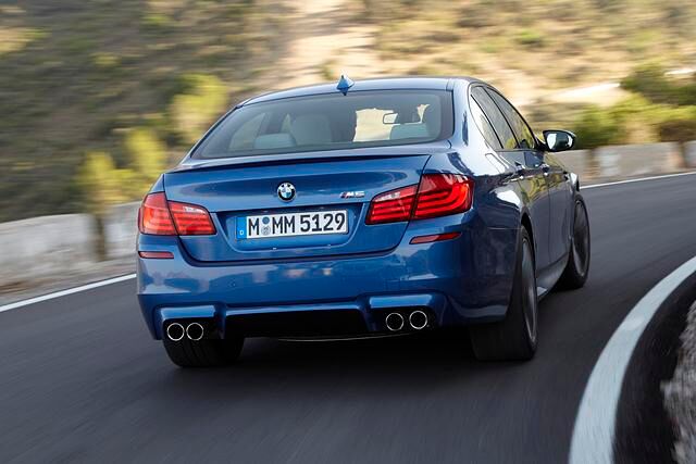 Jetzt stehen 412 kW/560 PS aus einem kleineren V8-Biturbo bereit