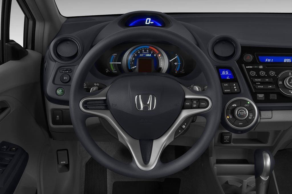 Honda Insight (Baujahr 2011) Comfort 5 Türen Lenkrad