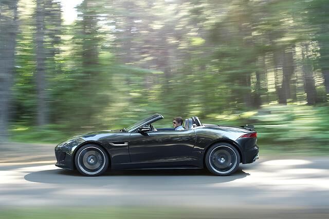 Viel zu lange nach Ende des legendären E-Type besinnen sich die Briten endlich auf ihre Tradition als Sportwagenhersteller