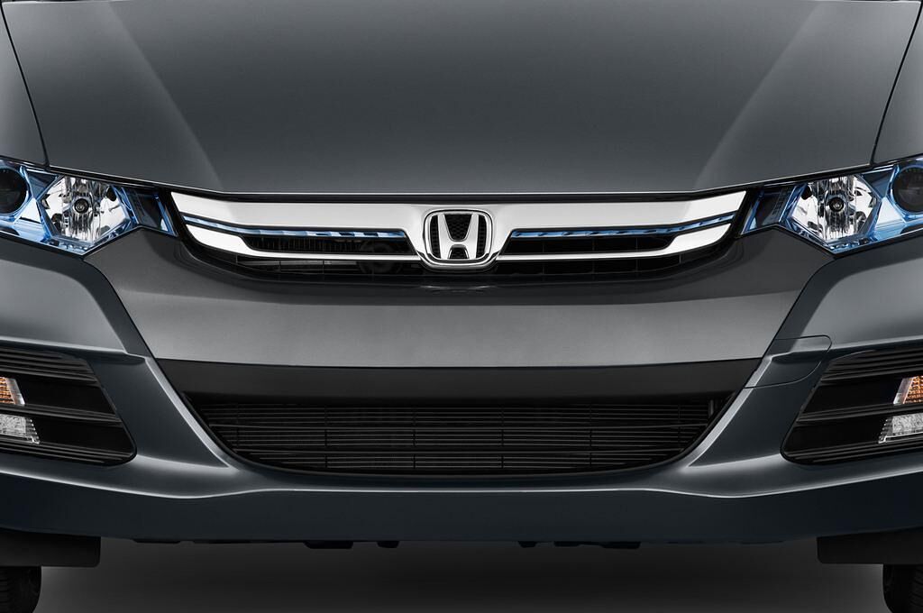 Honda Insight (Baujahr 2012) S 5 Türen Kühlergrill und Scheinwerfer