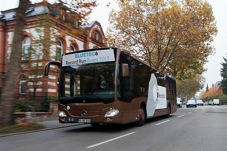 Mercedes-Busse - Sparsam und schadstoffarm