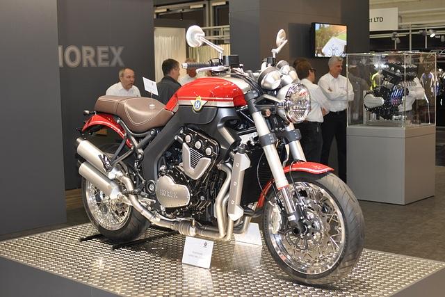 Der VR6-Roadster von Horex soll 2013 endlich auf den Markt kommen