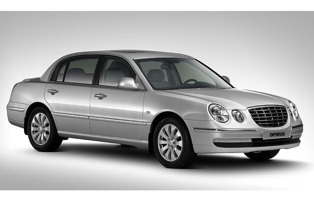 Kia Opirus