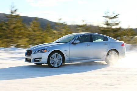 Jaguar Allradmodelle - Auf vier Tatzen durch den Schnee (Vorabbericht)