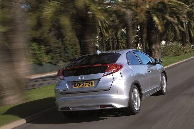 Mit dem neuen 1,6-Liter-Diesel unter der Haube kostet der Honda Civic in der Einstiegsversion „S“ ab 20.450 Euro