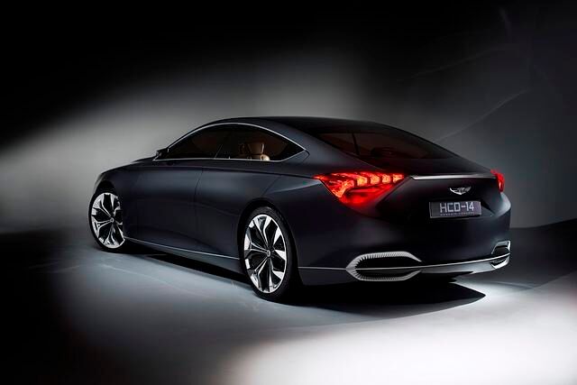 Große Klasse zeigt Hyundai zum Beispiel mit der etwas leidenschaftslos klingend bezeichneten Studie HCD-14