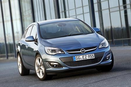 Opel Astra - Kraftkur vor dem Golf-Start Opel Astra - Kraftkur vor dem Golf-Start