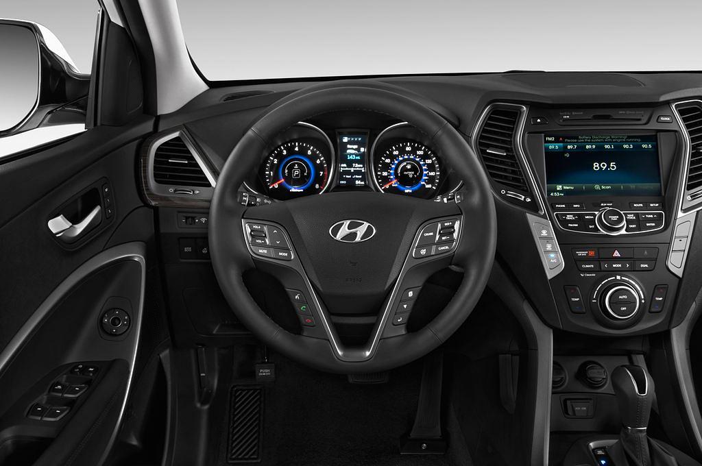 Hyundai Grand Santa Fe (Baujahr 2014) Premium 5 Türen Lenkrad